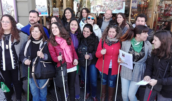 mujeres sordas y ciegas